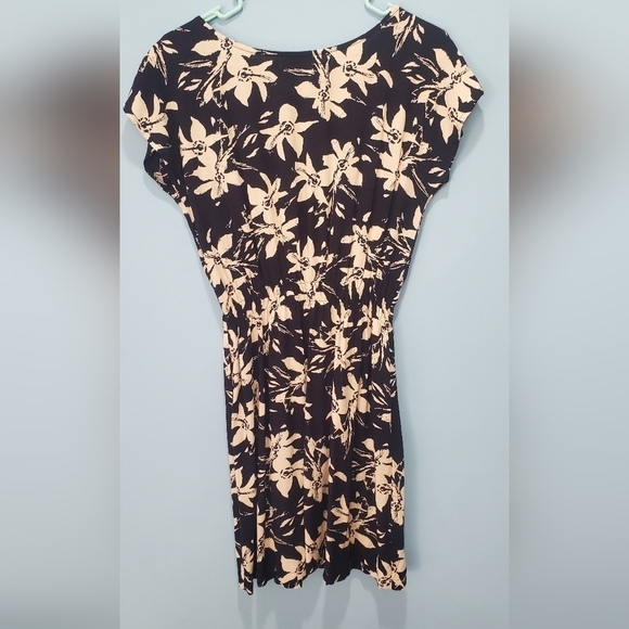 Bundle Only: GEORGE'S VISCOSE LIGHT WEIGHT FLORL WOMEN'S DRESS SIZE‎ 12 - Picture 2 of 6